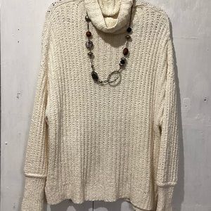 Women’s We The Free cream knit oversized cowl neck pullover sweater. Size S